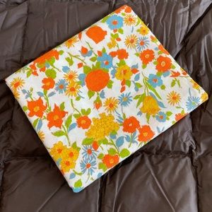 Vintage 60s or 70s Flower Fabric Material 35” x 70”